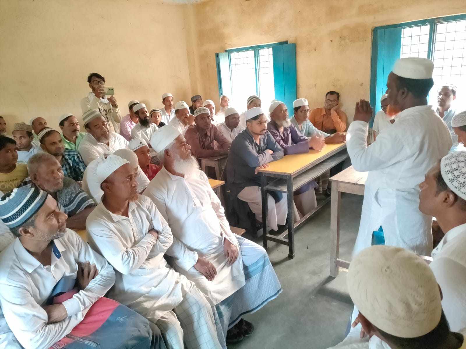 মগরাহাট পশ্চিম ব্লক জামায়াতে ইসলামীর পক্ষ থেকে দা...