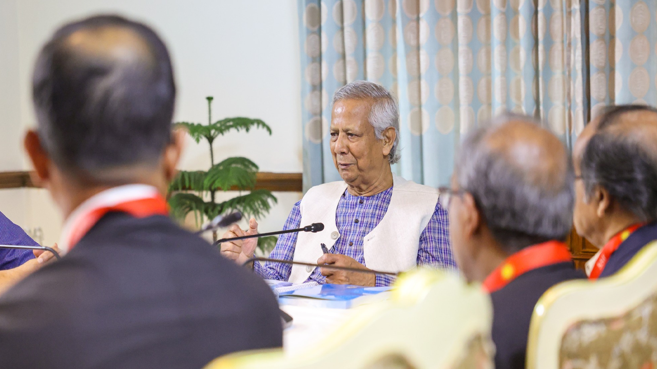 দেশের টিভি চ্যানেল বিদেশে দেখাতে ব্যবস্থা নেওয়া হব...