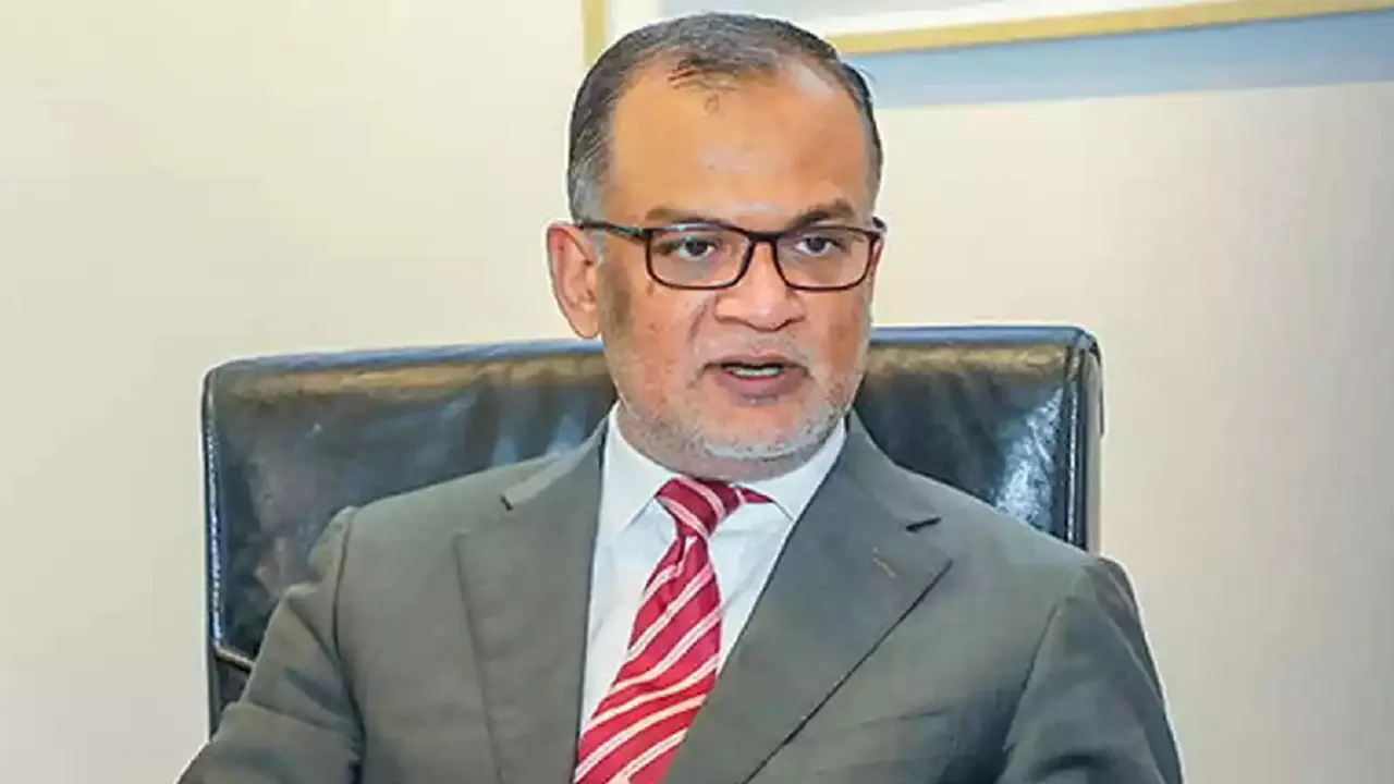 ভারতের ট্রান্সশিপমেন্ট বাতিলে বাংলাদেশের সমস্যা হবে না : বাণিজ্য উপদেষ্টা