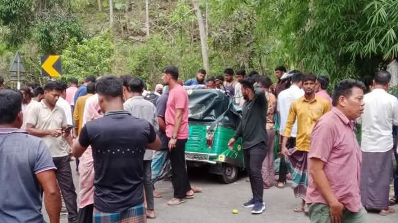 রাঙামাটিতে পিকআপ-অটোরিকশার সংঘর্ষে নিহত ৫...