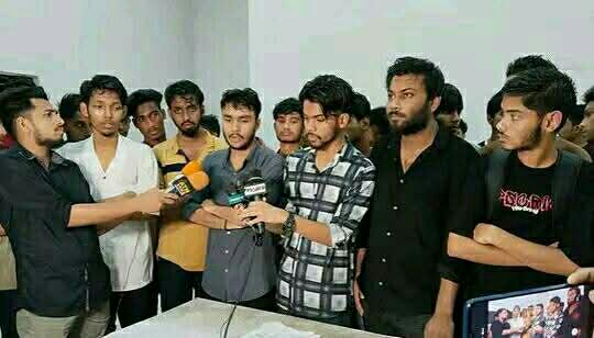 দুর্নীতি চাঁদাবাজির অভিযোগ এনে রংপুরে বৈষম্যবিরোধী...