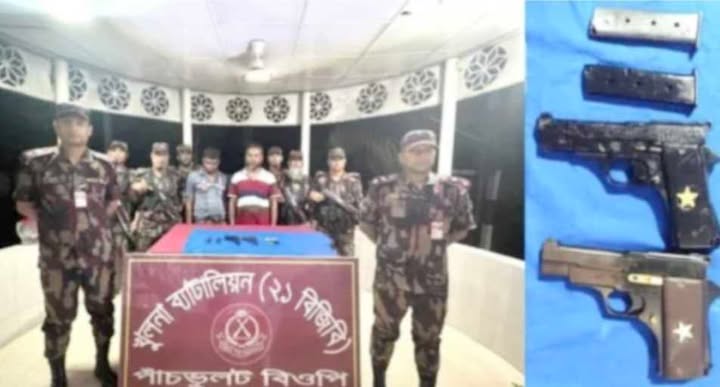 শার্শায় নাইন এমএম পিস্তল ম‍্যাগজিন ও দুটি মোবাইল স...