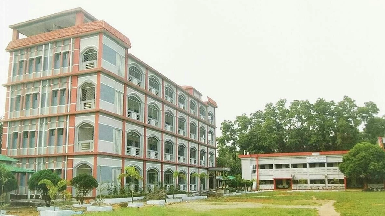 পরিবর্তন হচ্ছে না তাজউদ্দীন আহমদ কলেজের নাম...