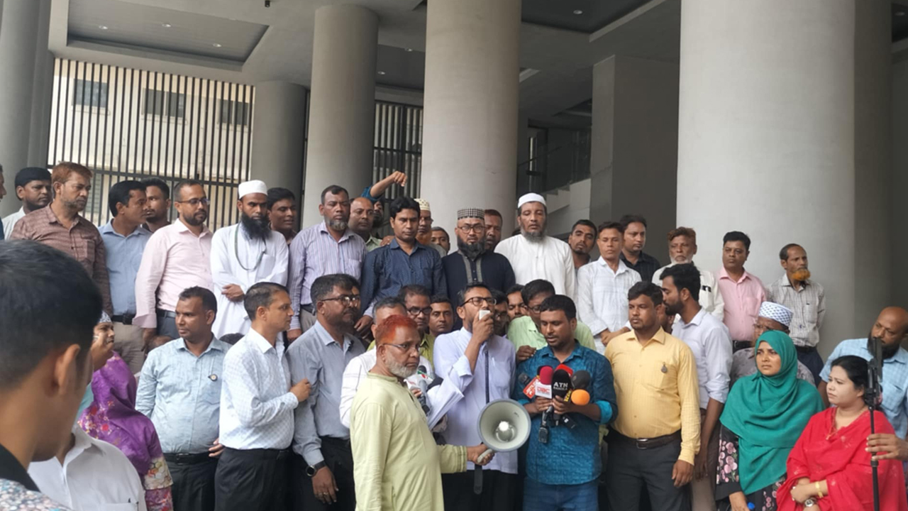 মঙ্গলবারও কর্মসূচি পালন করবেন সচিবালয়ের কর্মচারীর...