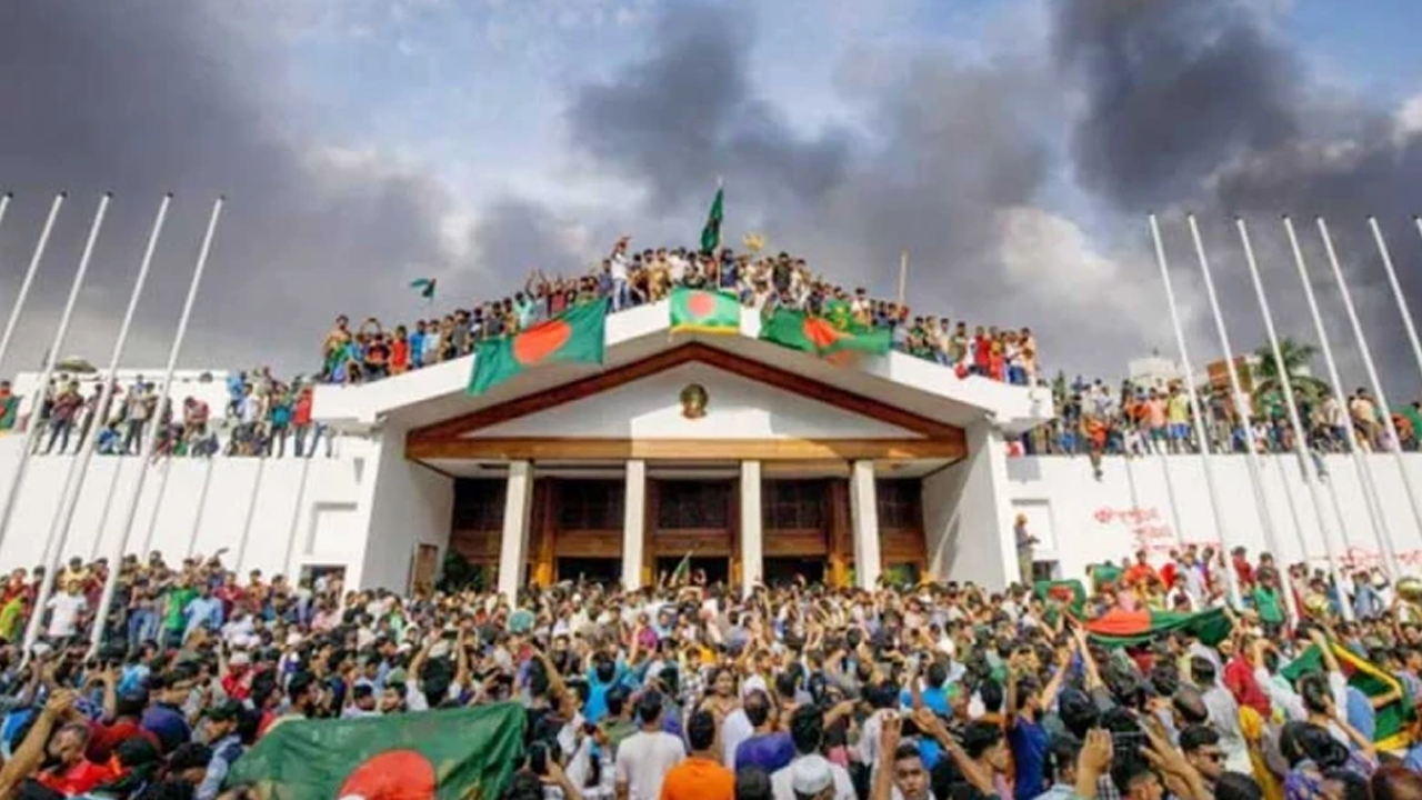 ‘গণঅভ্যুত্থান দিবস’ ৫ আগস্ট, ‘জুলাই শহীদ দিবস’ ১৬ ...