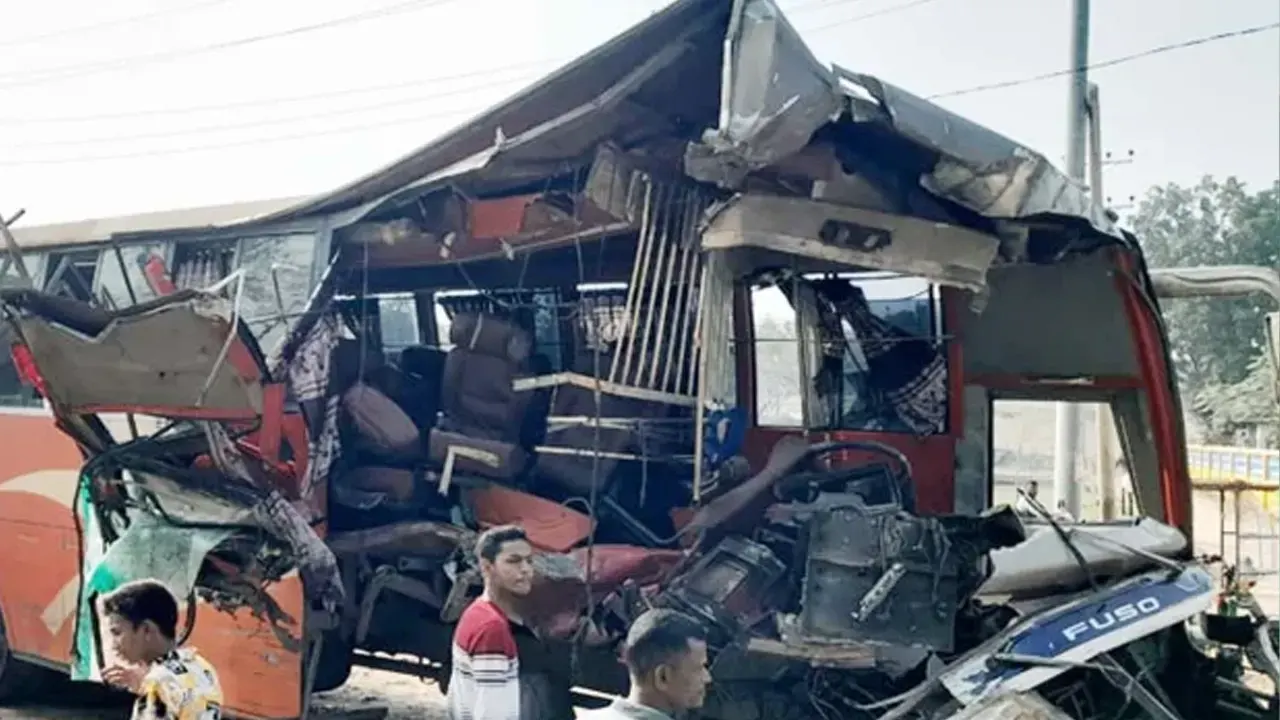 মহাসড়কে বাড়ছে মৃত্যু, ৬ মাসে ১৪শ দুর্ঘটনা...