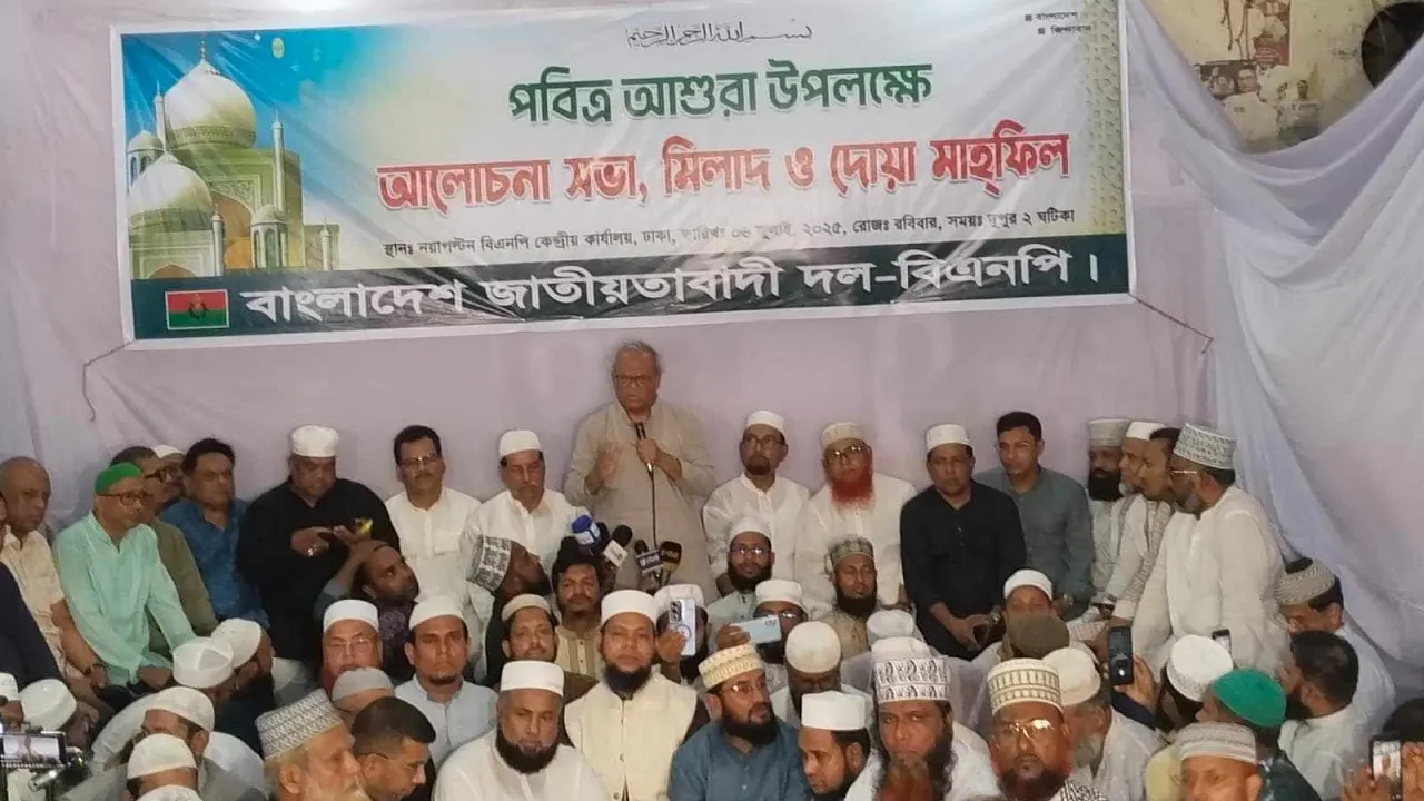 কিছু দল নির্বাচন নিয়ে ডাবল স্ট্যান্ডবাজি করছে : রি...