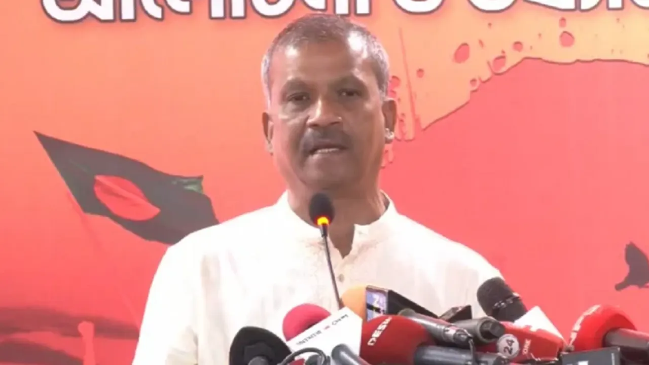 হাসিনার অপরাধ ১৯৭১ সালে পাকিস্তানি সেনাবাহিনীর থেক...