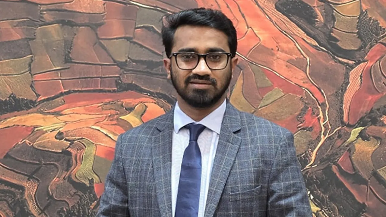 ‘১, ২, ৩, ৪...’ স্লোগান দেওয়ারা কি আদৌ শিক্ষার্থী,...