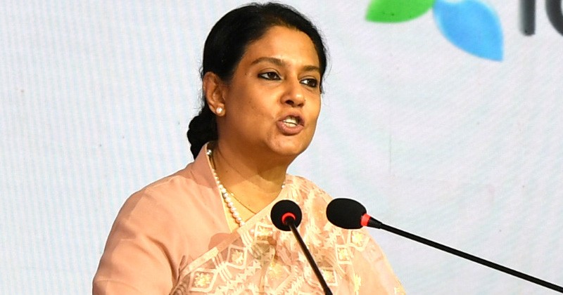 ৫৪ বছরের বাংলাদেশকে দেড় বছরের মুখোমুখি করবেন না: র...