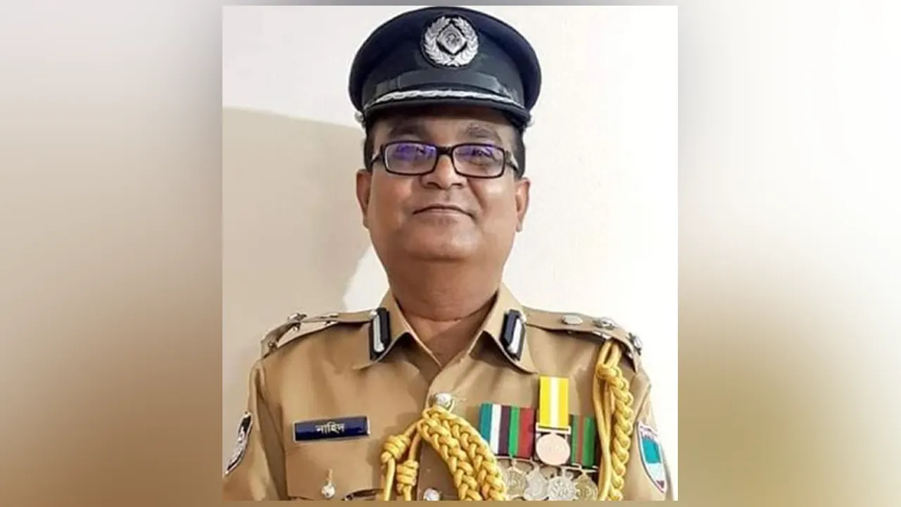 সাবেক ডিআইজি নাহিদুল ইসলাম গ্রেপ্তার...