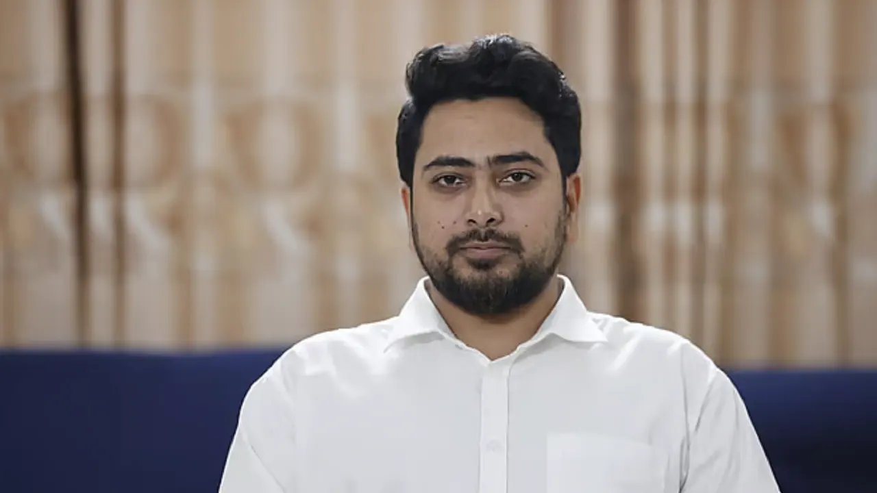 শেখ হাসিনাসহ দায়ীদের কঠোর শাস্তি চাইলেন নাহিদ...