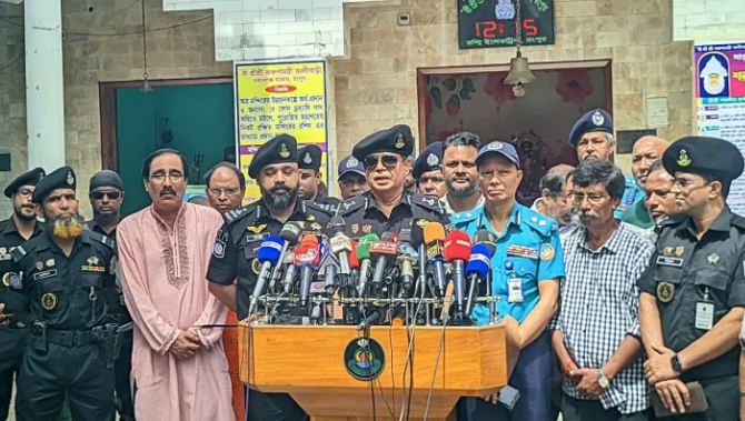 দুর্গাপূজা শুধু হিন্দু সম্প্রদায়েরই উৎসব নয় এটি ...