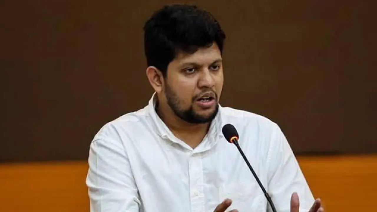 নতুন গণমাধ্যমের অনুমতি দেওয়া হবে : তথ্য উপদেষ্টা...