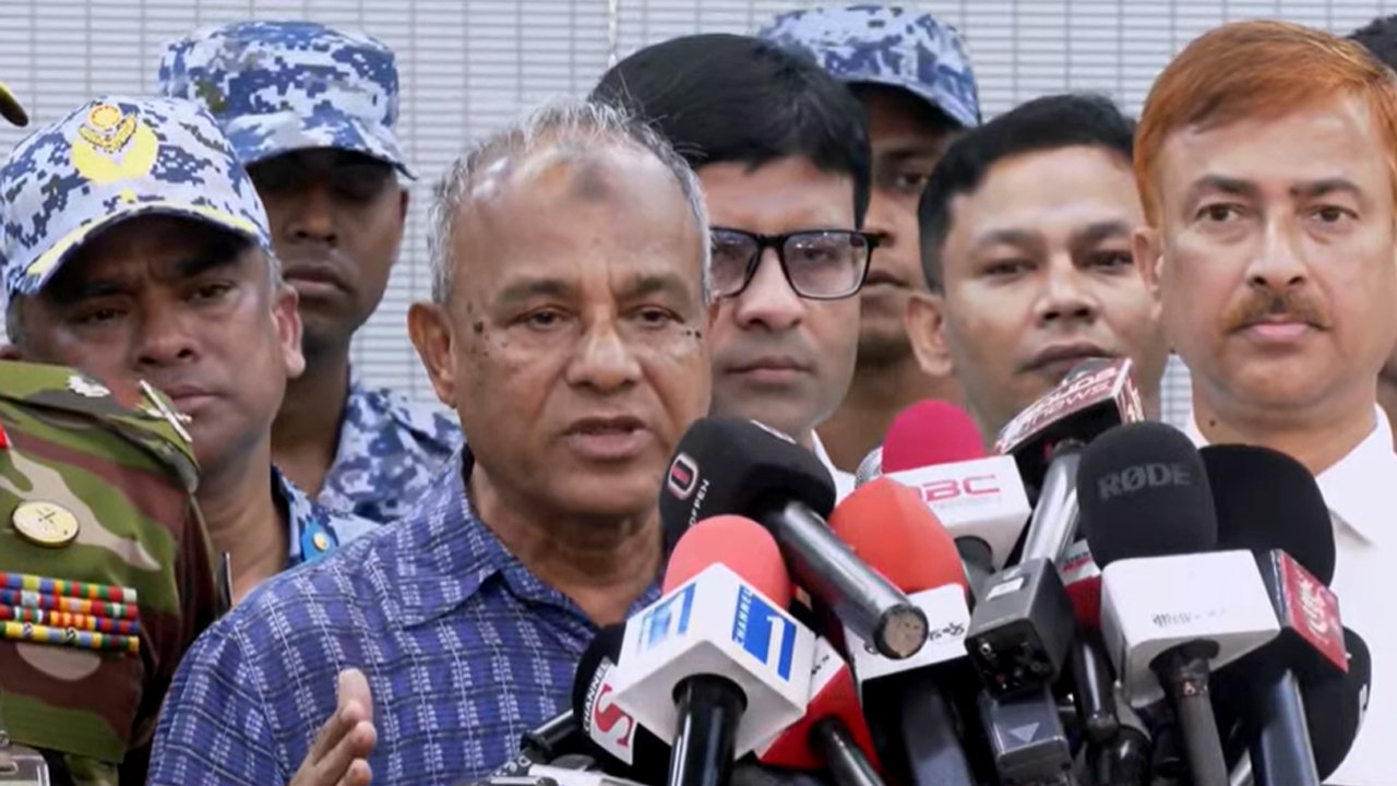বিমানবন্দরে আগুনের ঘটনা খতিয়ে দেখবে ৪ দেশের বিশেষজ...