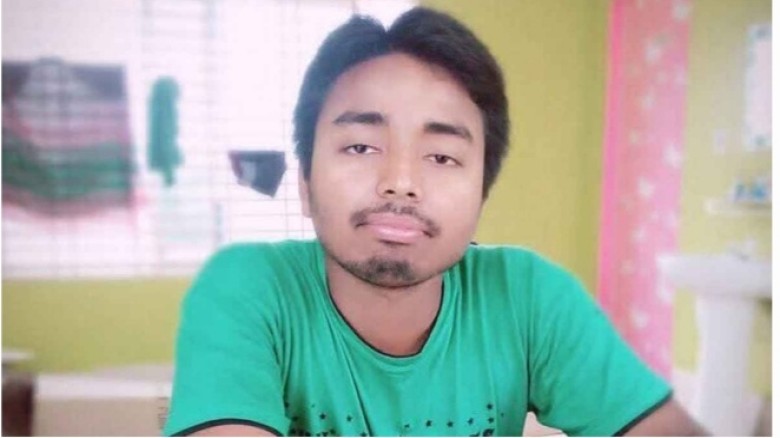 ফিলিং স্টেশনে তেল না পেয়ে ম্যানেজারকে ট্রাকচাপা দি...