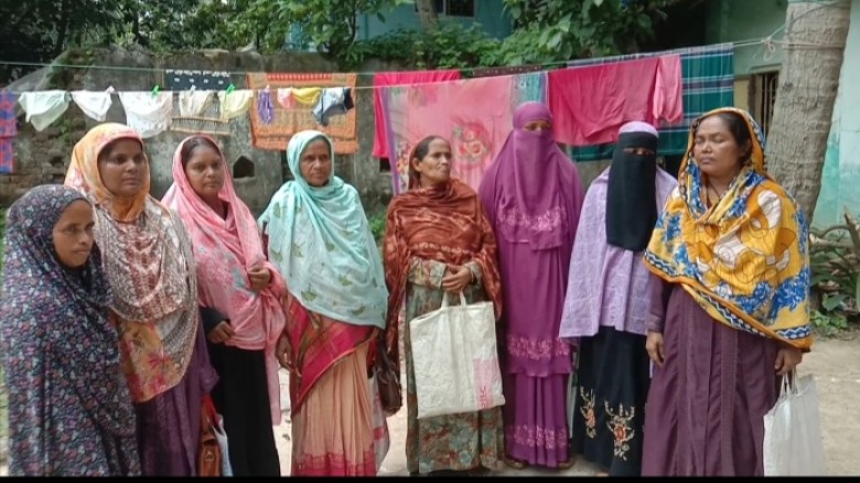লোহাগড়া উপজেলা ভূমি অফিসের চেইনম্যানের ব...